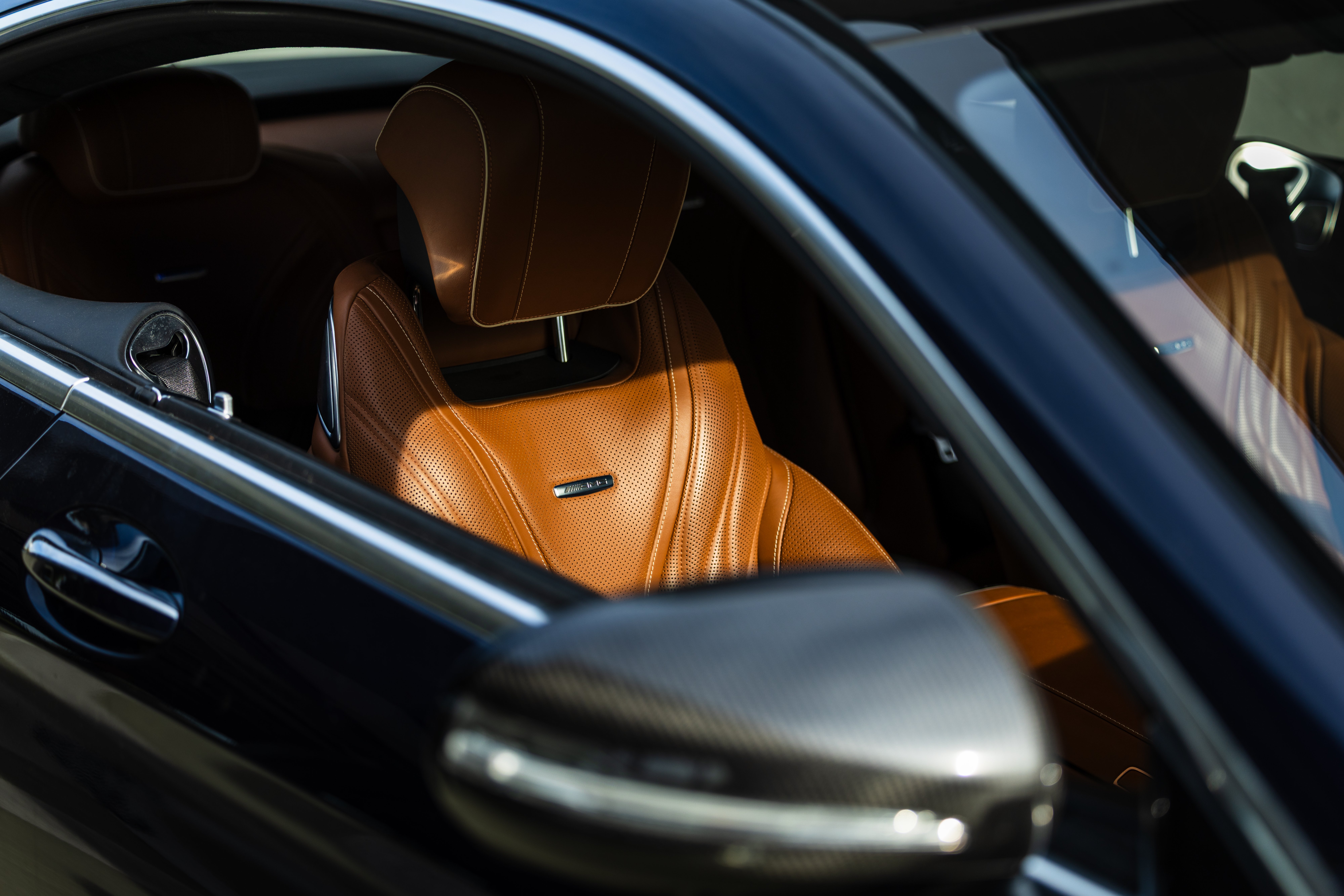 Siège sport cuir cognac Mercedes-AMG S63